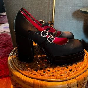 Sam Edelman Circus NY Pepper Mary Jane Platform Pump ( black satin 7)